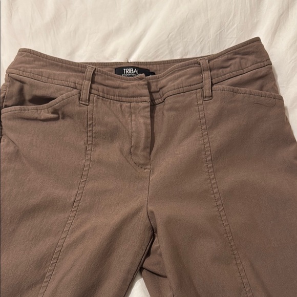 Brown capri Pants - Picture 3 of 4